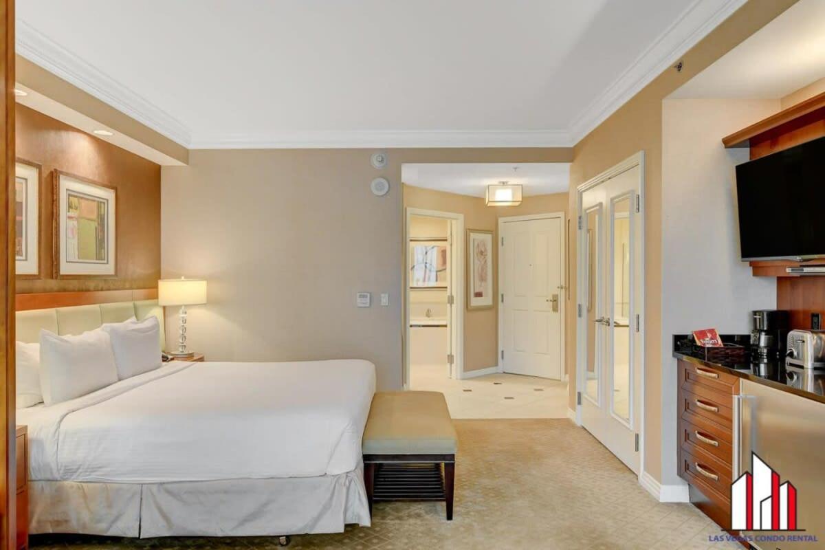 Mgm Signature-18-703 Strip View Jacuzzi Studio Las Vegas Luaran gambar