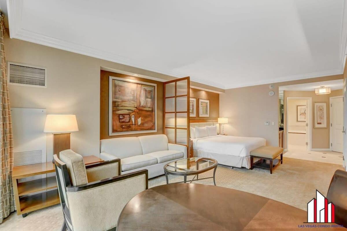 Mgm Signature-18-703 Strip View Jacuzzi Studio Las Vegas Luaran gambar